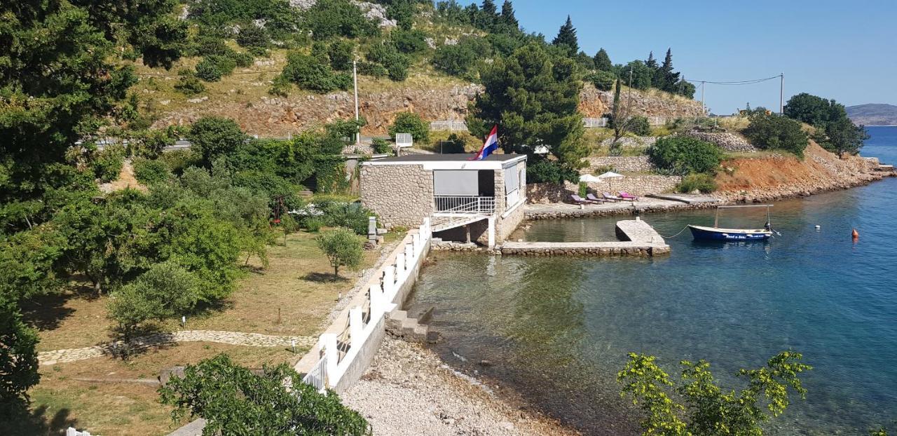Вилла Kuca Za Odmor Jelena Стариград-Пакленица Экстерьер фото