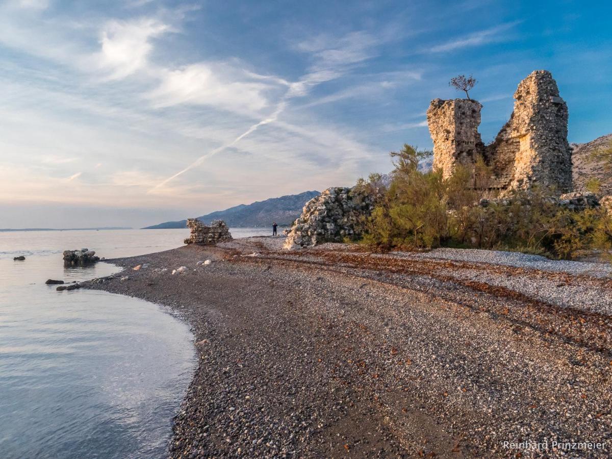 Вилла Kuca Za Odmor Jelena Стариград-Пакленица Экстерьер фото